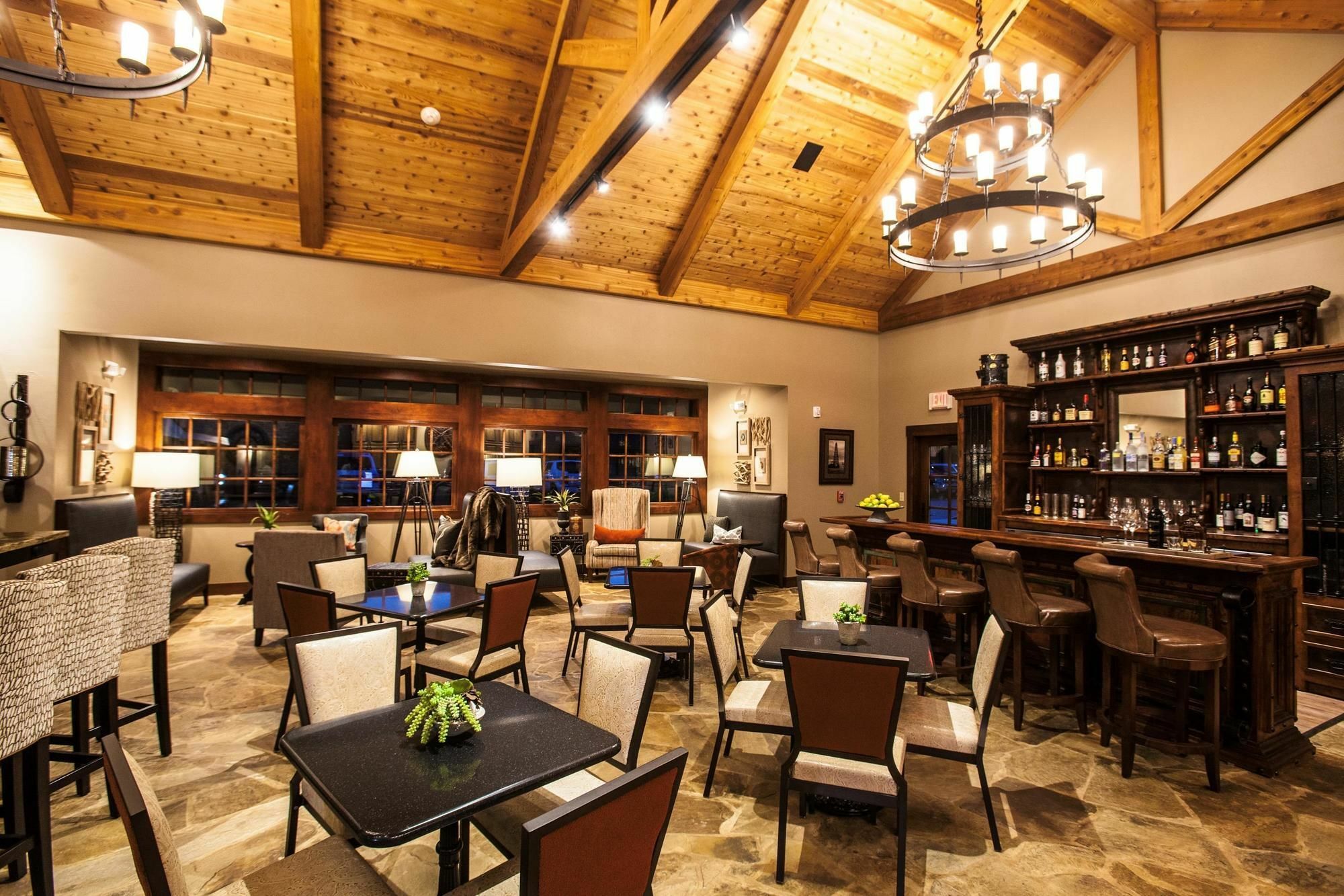 Best Western Plus Weatherford Экстерьер фото